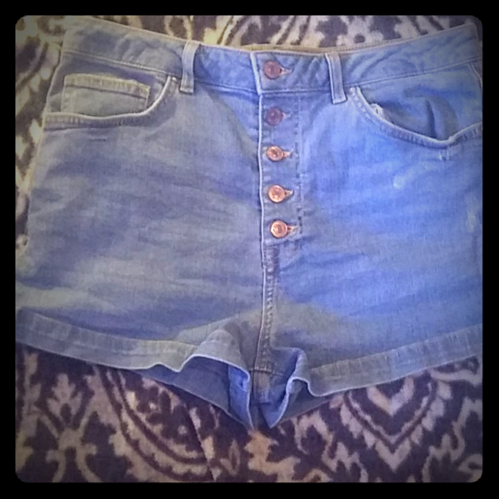 5 button light blue high waisted denim jean shorts
